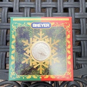 Vtg Breyer Horse 2000 Brass Porcelain Snowflake Christmas Ornament Gold Tone NIB